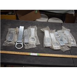 2 X THE MONEY 5000LB Hangin brackets total 9