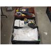 Image 2 : 3 STACKABLE CRATES AND CONTENTS