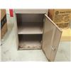 Image 3 : METAL STORAGE CABINET 30.5" TALL