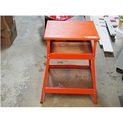 Work Table 19 by 15.75 by 30.5" T