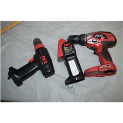 2 Skil Drills and Flashlight