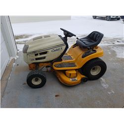 Cub Cadet 1180 Lawn Tractor (Running)