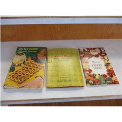 Robbin Hood and Purity Cookbooks 6 Pieces
