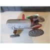 Image 3 : Massey Harris Modal 44 Lincoln Toy Tractor