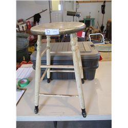 Wooden Bar Stool 23" T