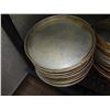 Image 1 : Lot of 10 12" pizza pans