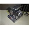 Image 1 : Poloroid SX-70 Land Camera