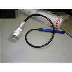 Adjustible LED Flashlight