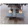 Image 3 : 8000 LB Warn Winch on Plate with Hitch Mount