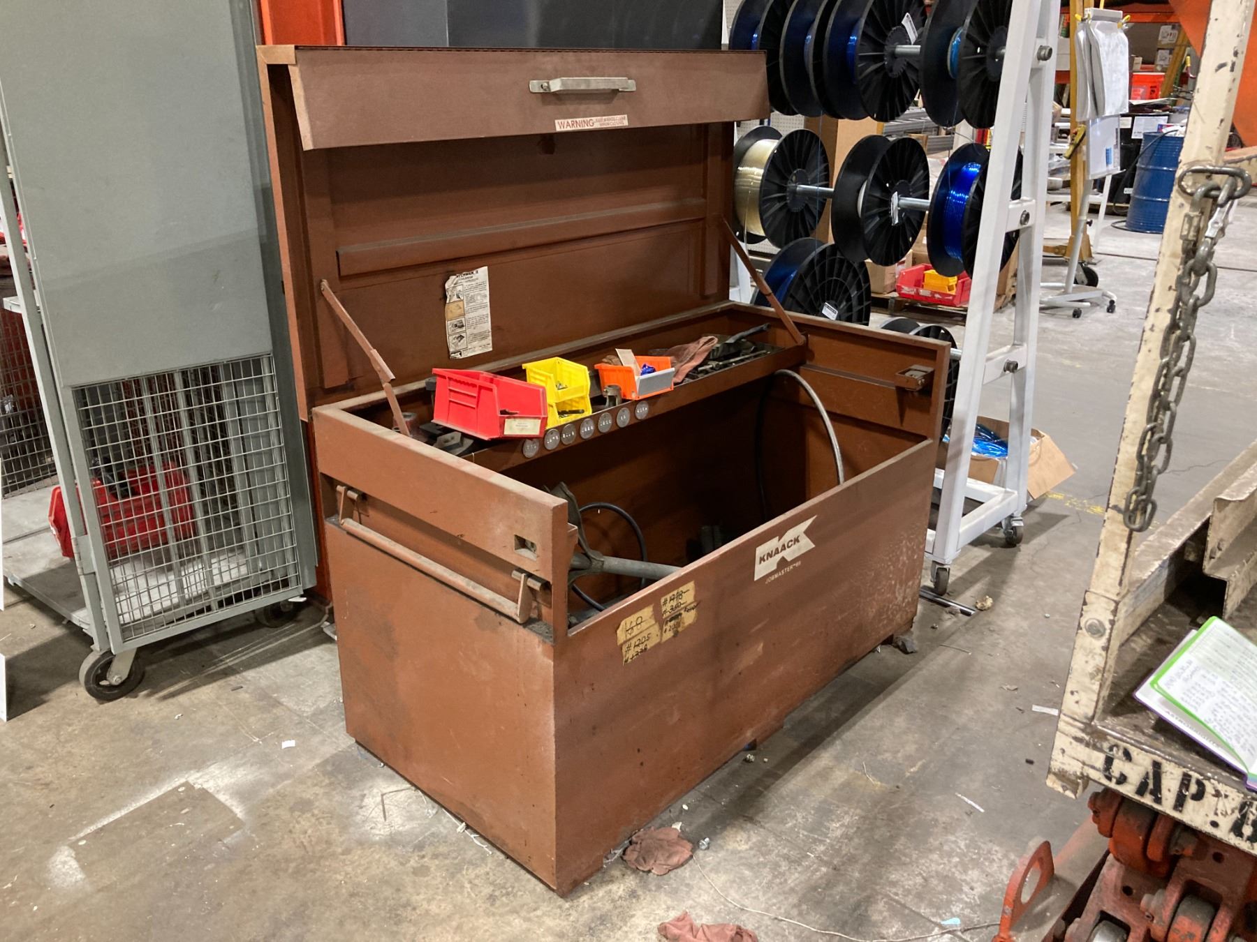 Knaack Jobmaster 69 Jobsite Box