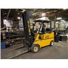 Image 1 : 10,000 Lb Hyster #S100E Forklift