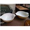 Image 1 : 2 Glass Pyrex Bowls (Vintage)