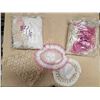 Image 1 : Lot Various Doilies