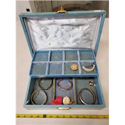 retro jewellery box with jewellery inside