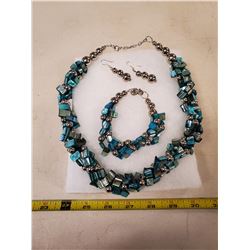 Matching necklace, bracelet & earrings set with box