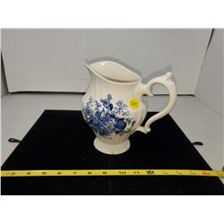 Bountiful Pitche+B346:B384r (by Myott & Son of Staffordshire, England)