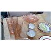 Image 3 : Glass Lot Mostly Rose Coloured