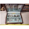 Image 1 : SILVERWARE IN BOX