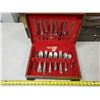 Image 1 : SILVERWARE IN BOX