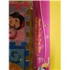Image 7 : Lot Barbie & Hello Kitty & Disney Collectables