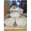 Image 2 : Set of 3 Federal oven ware milk glass bowls