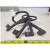 Image 4 : Set of cast iron keys on ring