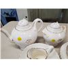 Image 4 : China set with teapot, cream & sugar, bowl & plates