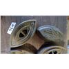 Image 2 : Lot of 4 Sad Irons