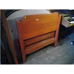 Maple Head Board and Foot Board w/Rails (Single)