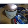 Image 2 : Lot of Kitchen Tins