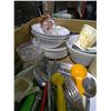 Image 4 : Lot Kitchenware