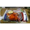 Image 1 : Lot of Tupperware & Kitchenware