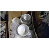 Image 3 : Lot of Dishware