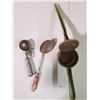 Image 4 : Lot of Vintage Kitchen Utensils
