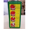 Image 2 : Walking Santa Claus in Box