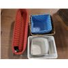 Image 2 : LOT OF BASKETS, TRAYS