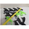 Image 2 : Qty 10 Black & 3 Green Skegs Surfboard Fins