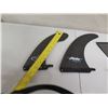 Image 8 : Qty 6 Fins Skegs: Arrow, Surftech, etc (2 w/ Covers)