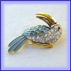 NEW TOUCAN PIN BROOCH 24K GOLD SWAROVSKI CRYSTALS