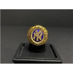 NEW YORK YANKEES 1998 MLB WORLD SERIES CHAMPIONSHIP REPLICA RING "PETTITTE"