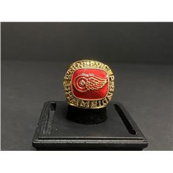 DETROIT RED WINGS 1997 NHL STANLEY CUP CHAMPIONSHIP REPLICA RING "GLASGOW"