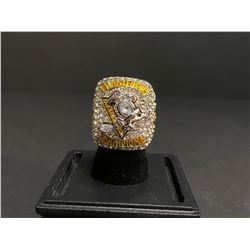 PITTSBURGH PENGUINS 2017 NHL STANLEY CUP CHAMPIONSHIP REPLICA RING "CROSBY"