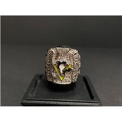 PITTSBURGH PENGUINS 2009 NHL STANLEY CUP CHAMPIONSHIP REPLICA RING "CROSBY"