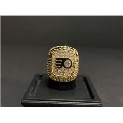 PHILADELPHIA FLYERS 1975 NHL STANLEY CUP CHAMPIONSHIP REPLICA RING "CLARKE"
