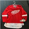 Image 1 : DETROIT RED WINGS YOUTH JERSEY BRAND NEW WITH TAGS