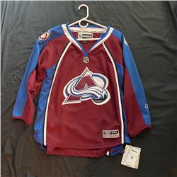 COLORADO AVALANCHE YOUTH JERSEY BRAND NEW WITH TAGS