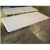 Image 1 : 2 Lifetime 6' Folding Tables