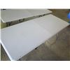 Image 2 : 2 Lifetime 6' Folding Tables