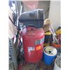 Image 1 : 33-Gallon Compressor w/ Kobalt Retractable Hose