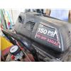 Image 8 : 33-Gallon Compressor w/ Kobalt Retractable Hose